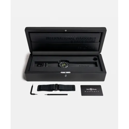 Photo montrant l'intégralité de la montre Montre Bell & Ross BR-03 Gyrocompass