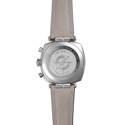 Vue de dos de la Newport – Héritage Chronographe – Acier & Cuir