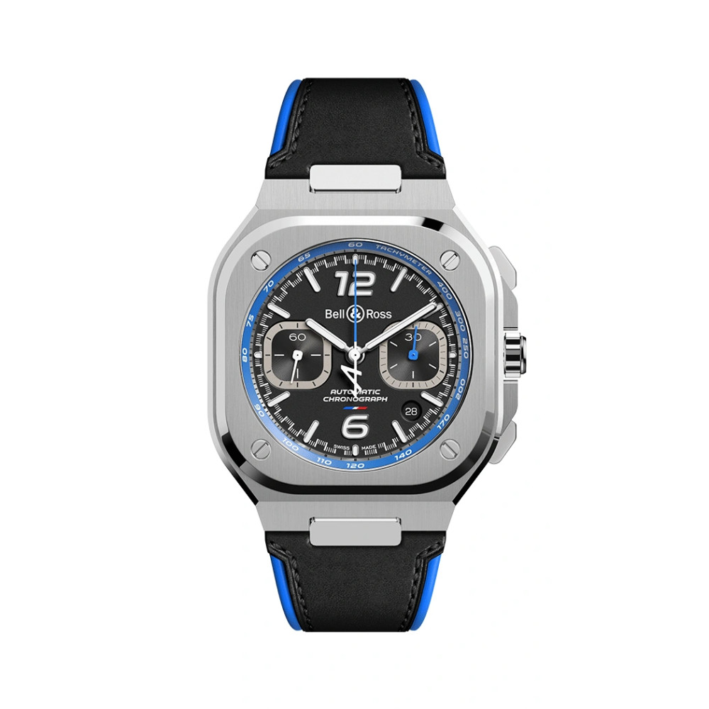 Vue complète de la montre Bell & Ross BR-05 Chrono A523 bracelet cuir