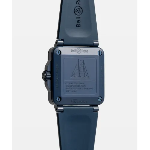 Photo montrant l'intégralité de la montre Bell & Ross BR-03 Diver Tara