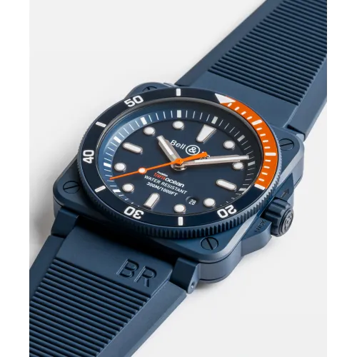 Photo montrant l'intégralité de la montre Bell & Ross BR-03 Diver Tara