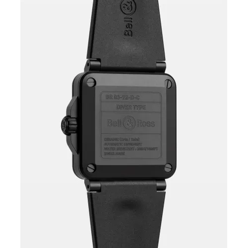 Photo montrant l'intégralité de la montre Bell & Ross BR-03 Diver Black Matte Ceramic.