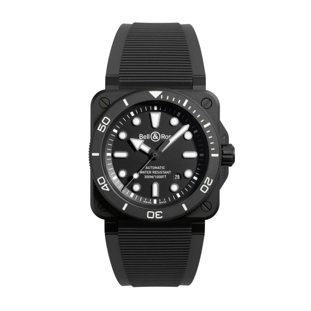 Photo montrant l'intégralité de la montre Bell & Ross BR-03 Diver Black Matte Ceramic.