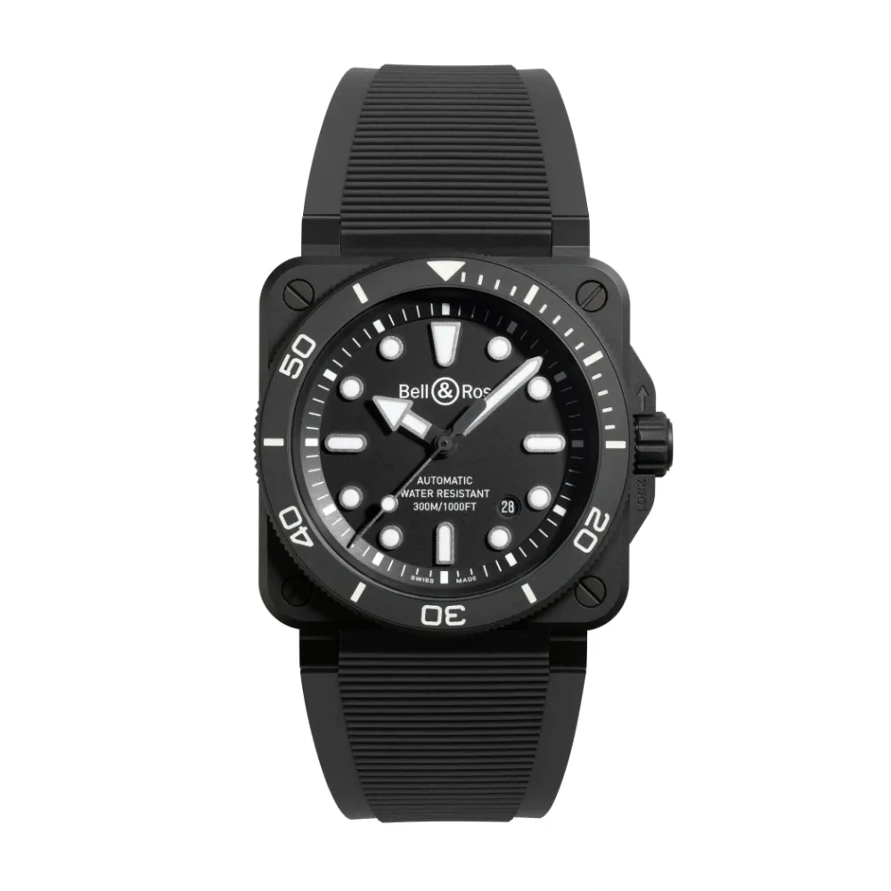 Photo montrant l'intégralité de la montre Bell & Ross BR-03 Diver Black Matte Ceramic.