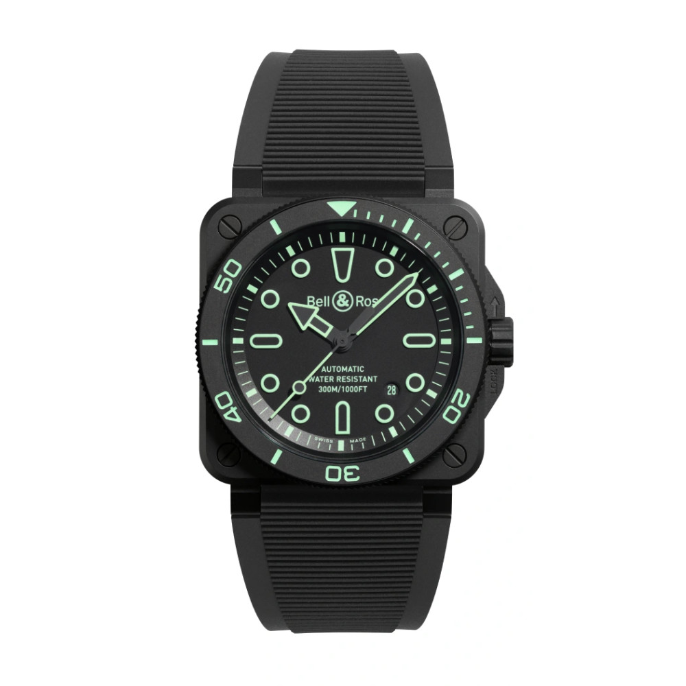 Photo montrant l'intégralité de la montre BR-03 Diver Lum Outline