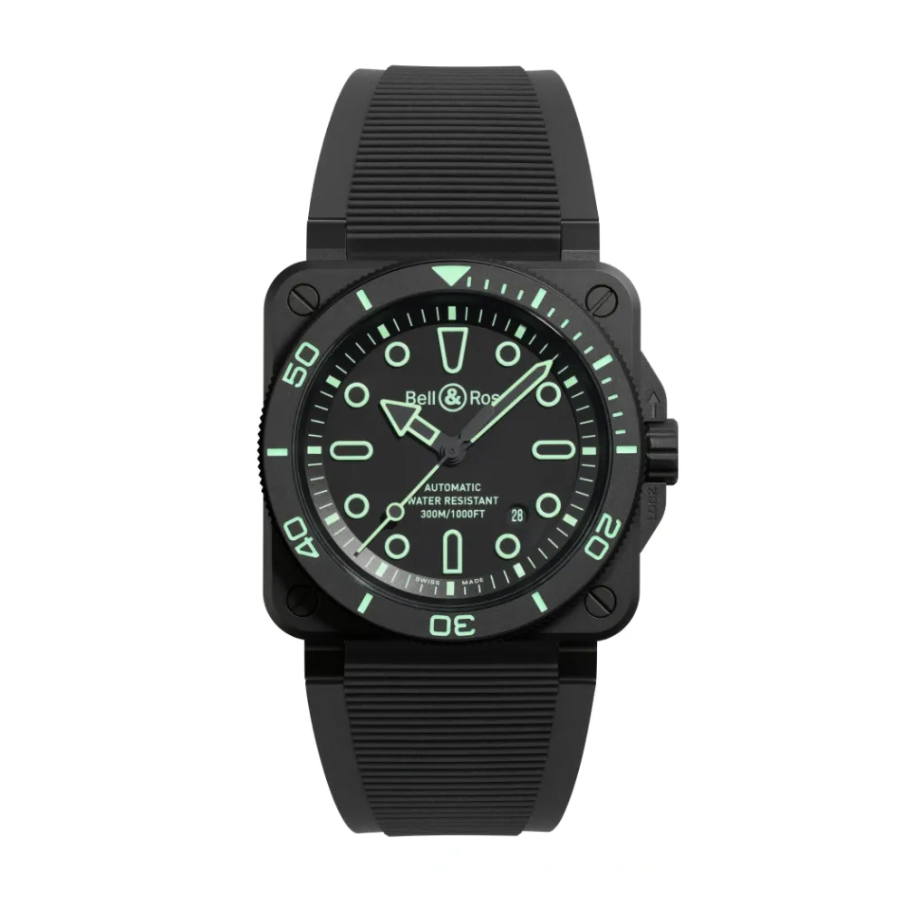 Photo montrant l'intégralité de la montre BR-03 Diver Lum Outline