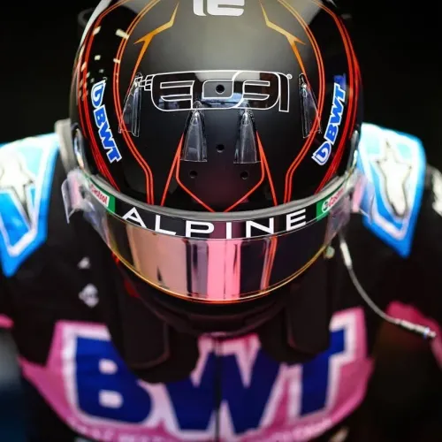 Photo montrant l'intégralité de la montre Bell & Ross BR-05 Chrono A523