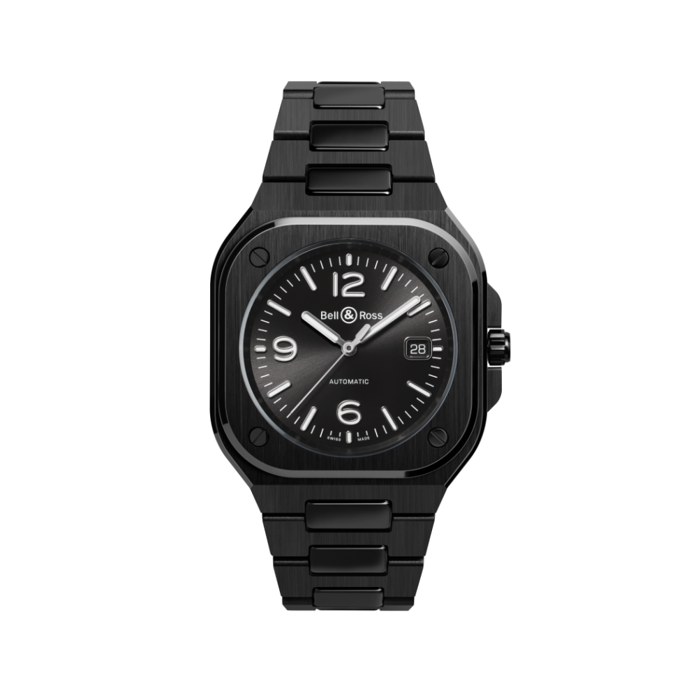 Photo montrant l'intégralité de la montre Bell & Ross BR-05 Black Ceramic Bracelet Ceramic