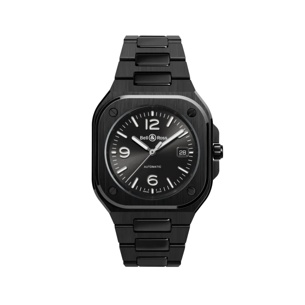 Photo montrant l'intégralité de la montre Bell & Ross BR-05 Black Ceramic Bracelet Ceramic