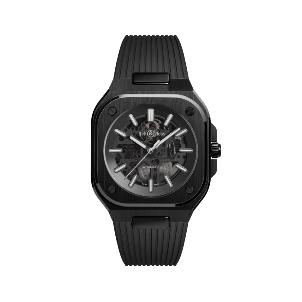 Photo montrant l'intégralité de la montre Bell & Ross BR-05 Skeleton Black Ceramic