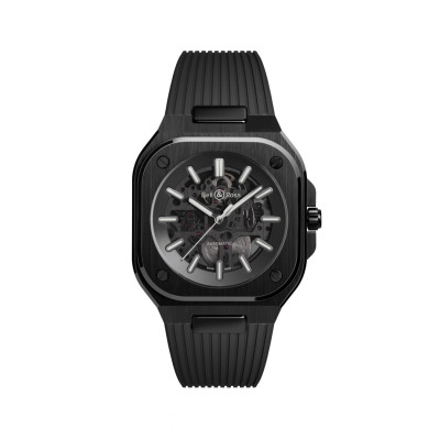 Photo montrant l'intégralité de la montre Bell & Ross BR-05 Skeleton Black Ceramic