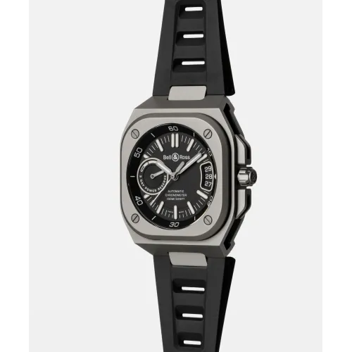 Photo montrant l'intégralité de la Bell & Ross BR-X5 Black Titanium