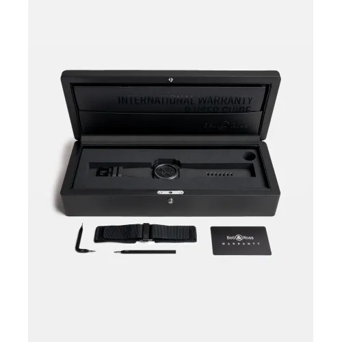 Photo montrant l'intégralité de la Montre Bell & Ross BR-03 Phantom