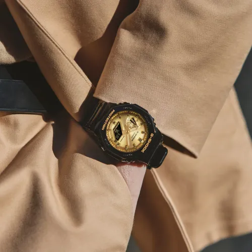 Photo montrant l’intégralité de la montre Casio G-Shock GA-2100GB-1AER