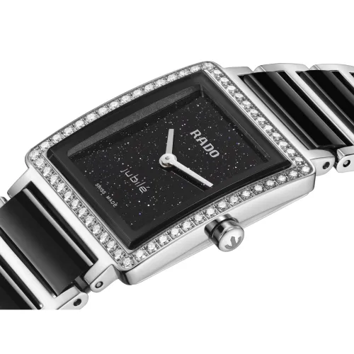 Photo montrant l'intégralité de la Montre Rado Integral Diamonds