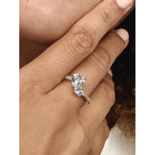 Photo présentant l’intégralité de la Pandora Bague Scintillante Cœur Double Métal Doré À L'Or 14 Carats