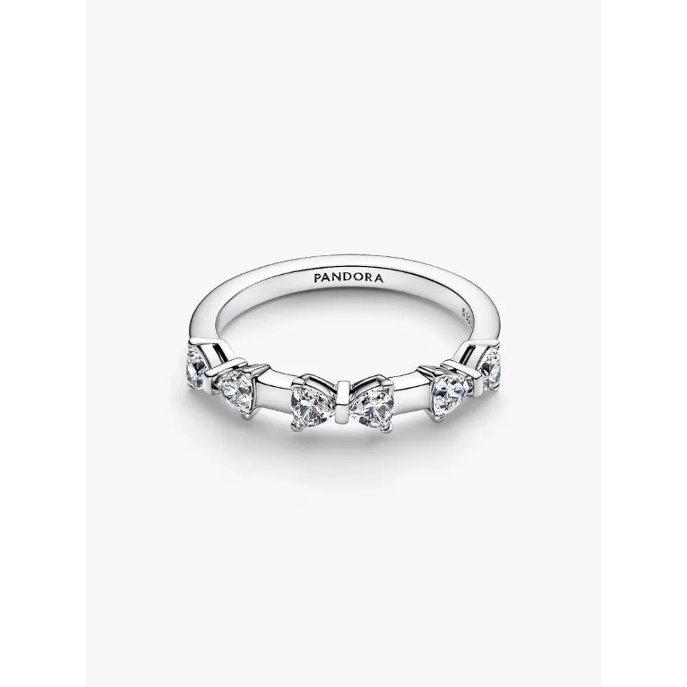 Photo présentant l’intégralité de la Pandora Bague Nœuds Argent Massif