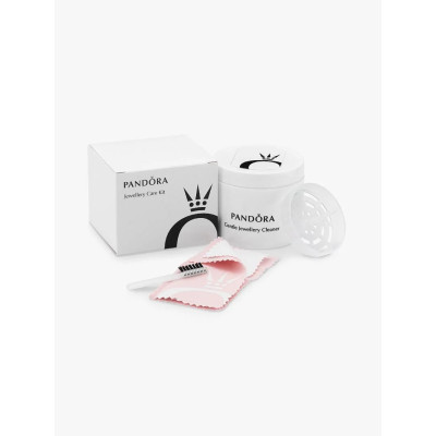 Photo présentant l’intégralité du Pandora Kit d’entretien