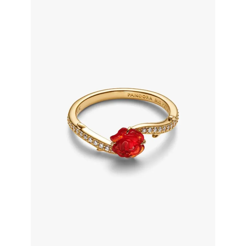 Photo présentant l’intégralité de la Pandora Bague Disney La Belle et La Bête Rose Enchantée métal doré à l’or 14 carats