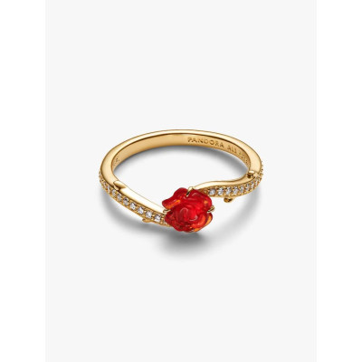 Photo présentant l’intégralité de la Pandora Bague Disney La Belle et La Bête Rose Enchantée métal doré à l’or 14 carats