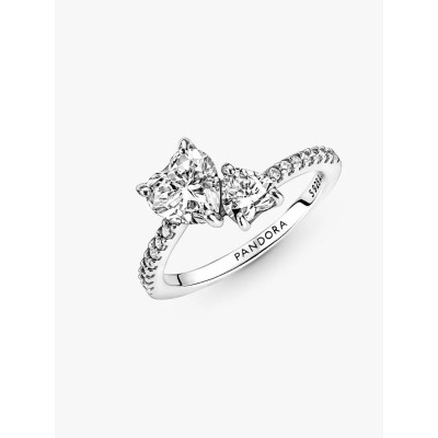 Image montrant la totalité de la Pandora Bague Scintillante Cœur Double Argent Massif