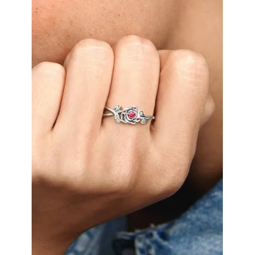 Image montrant la totalité de la Pandora Bague Disney La Belle Et La Bête Rose Argent Massif