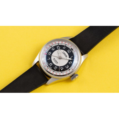 Image capturant l’ensemble de la montre Montre Oris Big Crown Pointer Date Bullseye