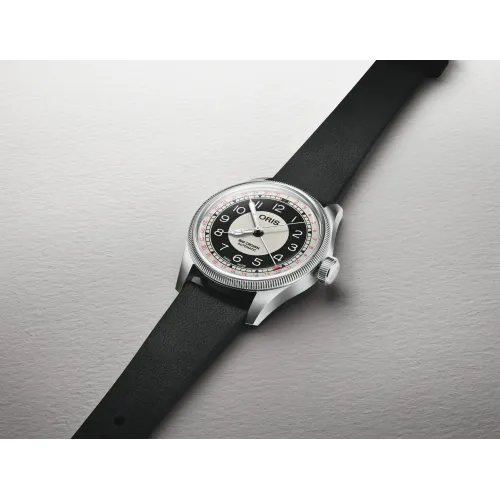 Photo montrant l'intégralité de la montre Montre Oris Big Crown Pointer Date Bullseye