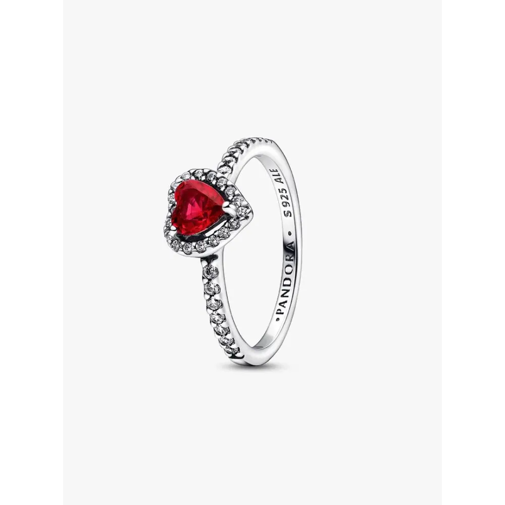 Photo présentant l’intégralité de la Pandora Bague Cœur Rouge Surélevé Argent Massif