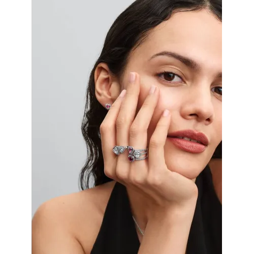 Photo présentant l’intégralité de la Pandora Bague Cœur Rose Surélevé Argent Massif
