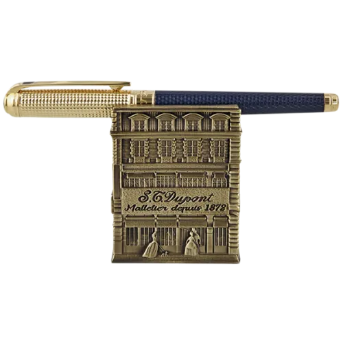 L:e Stylo S.T. Dupont Coffret Line D Hôtel Particulier Stylo sur son socle