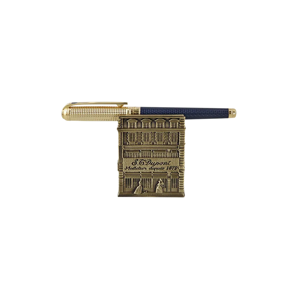 L:e Stylo S.T. Dupont Coffret Line D Hôtel Particulier Stylo sur son socle