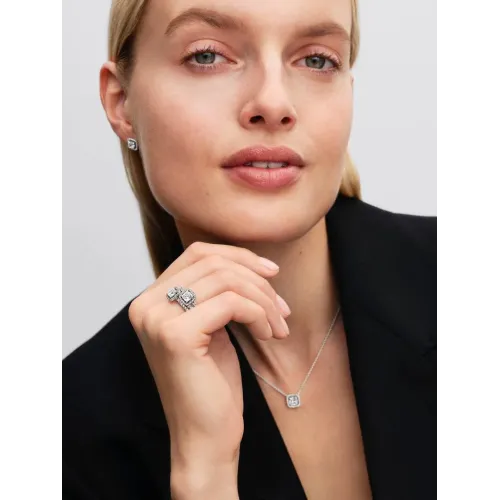 Photo présentant l’intégralité de la Pandora Bague Halo Scintillant Carré Argent Massif