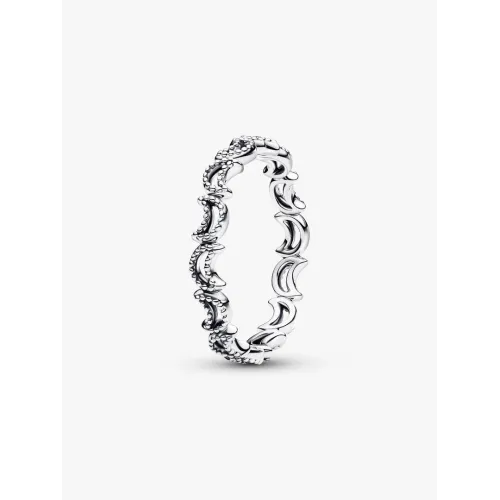 Photo présentant l’intégralité de la Pandora Bague Croissant De Lune Argent Massif