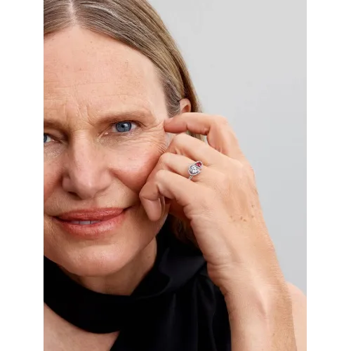 Photo présentant l’intégralité de la Pandora Bague Cœurs Halo Argent Massif Argent Massif