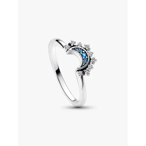 Photo présentant l’intégralité de la Pandora Bague Céleste Lune Scintillante Bleue Argent Massif