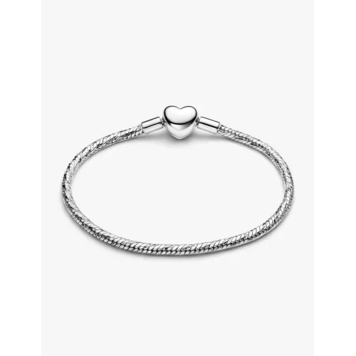 Photo présentant l’intégralité de la Pandora Bracelet Maille Serpent Facetté Fermoir Cœur