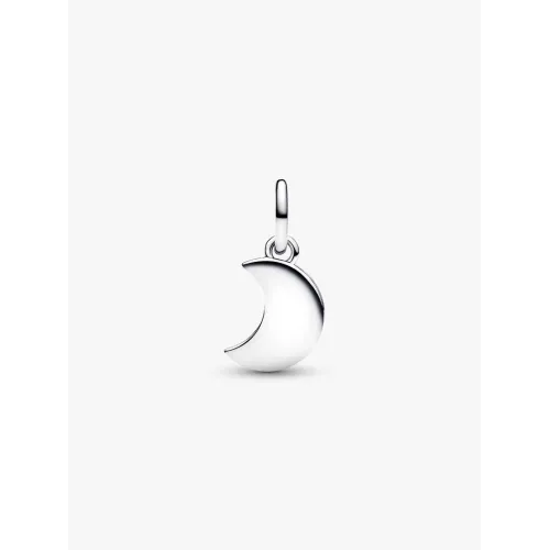 Photo présentant l’intégralité de la Charm Pendant Double Croissant de Lune