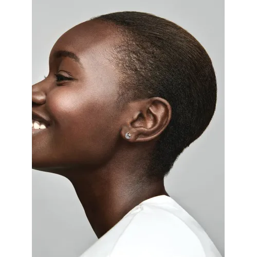 Photo présentant l’intégralité de la Clous d’Oreilles Lunes & Étoiles Scintillantes