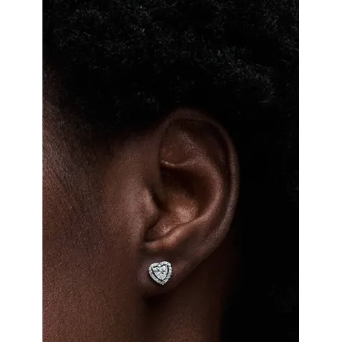 Photo présentant l’intégralité de la Clous d’Oreilles Cœurs Surélevés