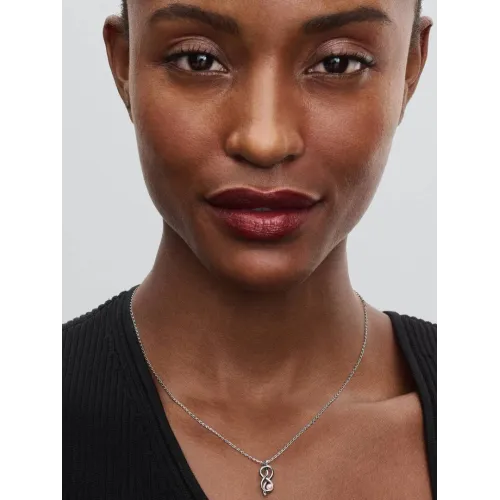 Photo présentant l’intégralité de la Collier Nœud de l’Infini