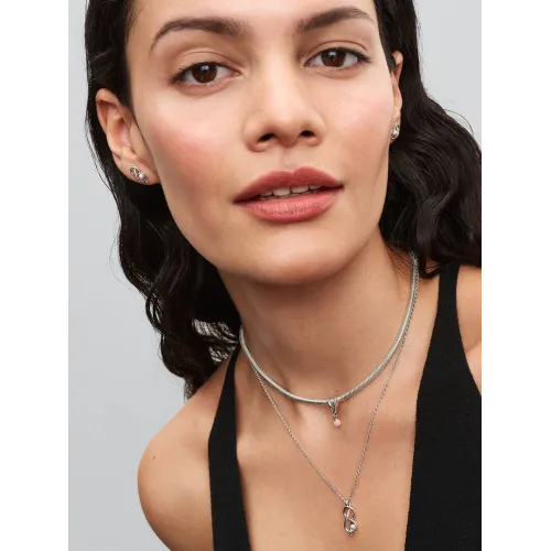 Photo présentant l’intégralité de la Collier Nœud de l’Infini