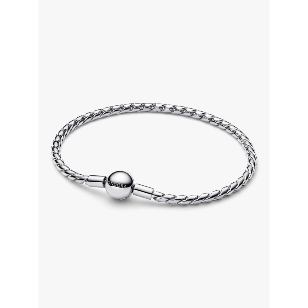 Photo présentant l’intégralité de la Bracelet Maille Ailée Fermoir Rond