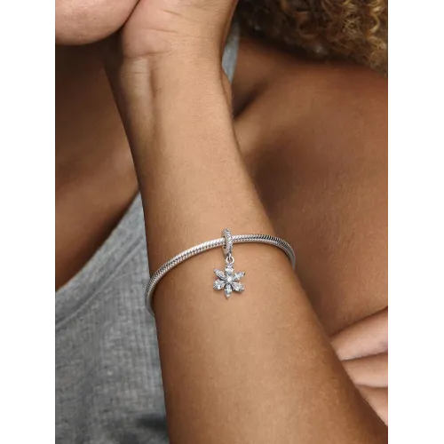 Photo présentant l’intégralité du Charm Pendant Herbier Scintillant