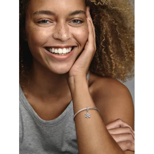 Photo présentant l’intégralité du Charm Pendant Herbier Scintillant