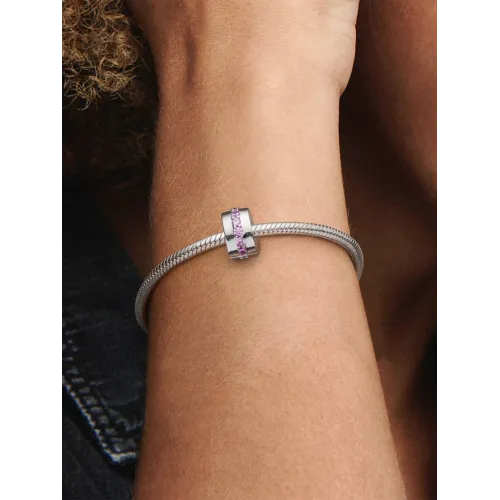 Photo présentant l’intégralité du Charm Clip Rangée Scintillante Rose