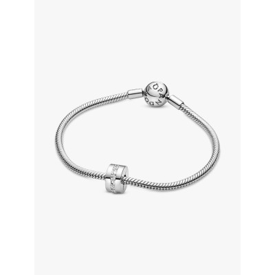 Photo présentant l’intégralité du Charm Clip Rangée Scintillante Incolore