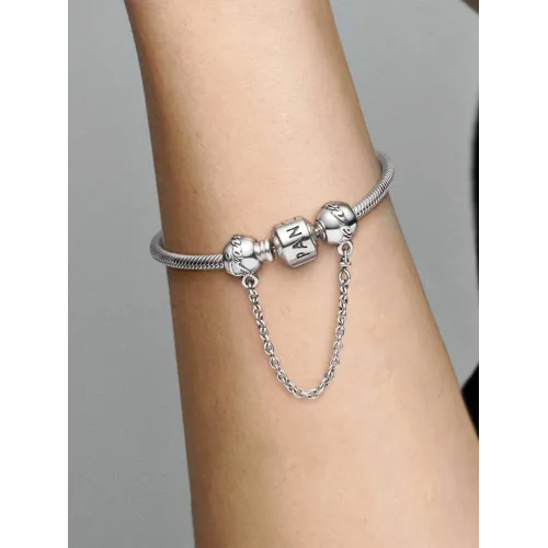 Photo présentant l’intégralité de la Chaîne De Confort La Famille Pour Toujours