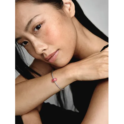 Photo présentant l’intégralité de la Charm Verre De Murano Rose Ondulé Fantaisie