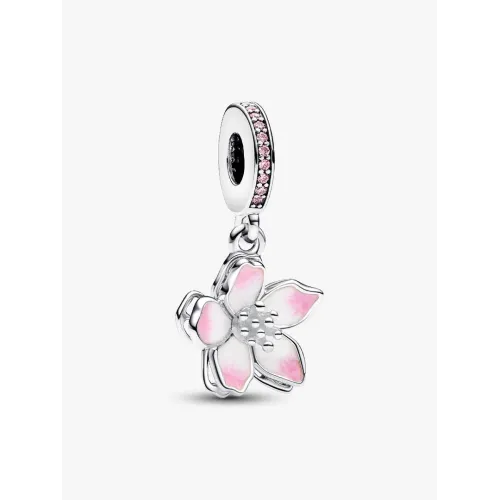 Photo présentant l’intégralité de la Charm Pendant Fleur De Cerisier